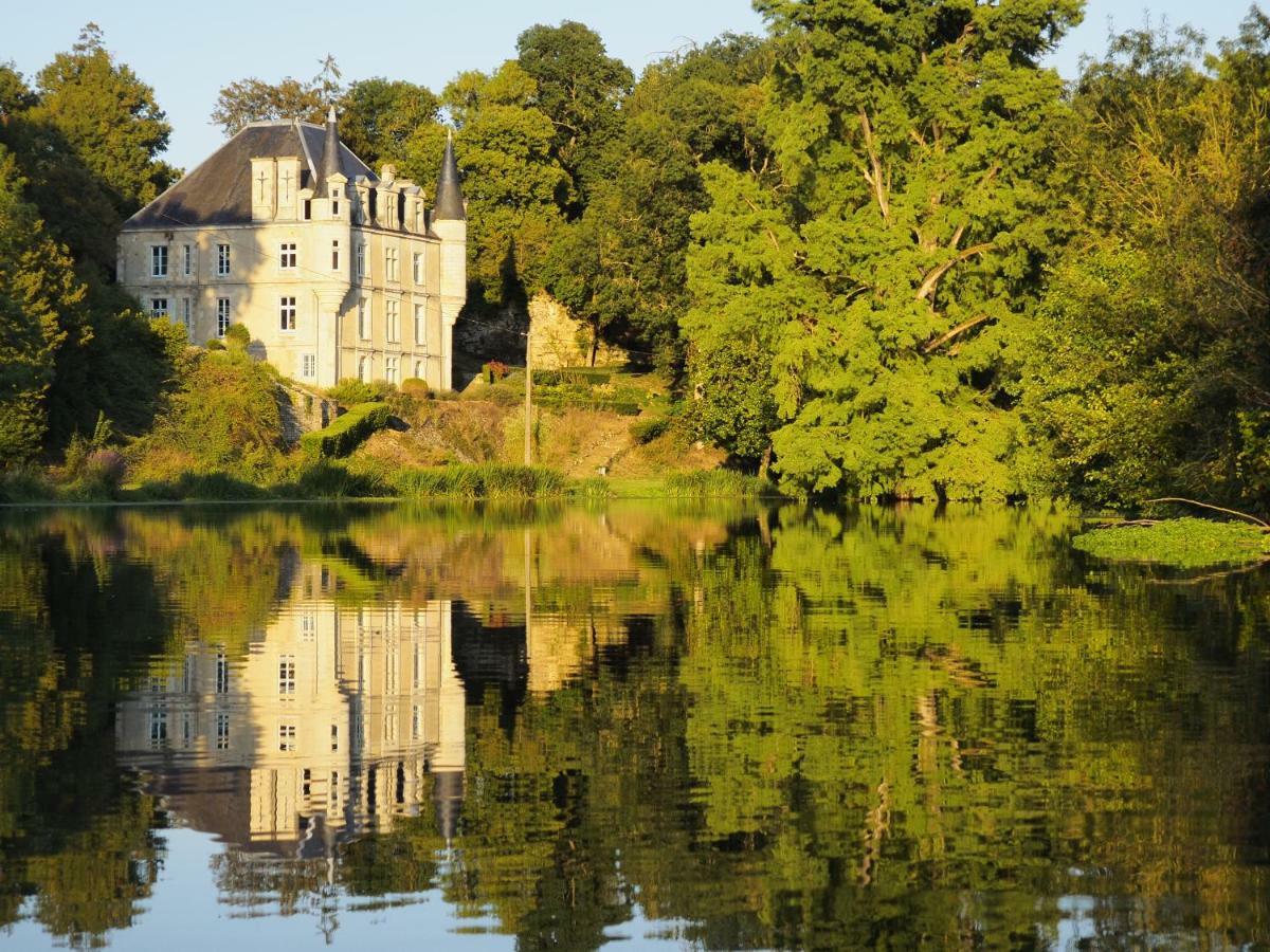 Chateau Des Loups - Les Pommiers Echire Екстер'єр фото